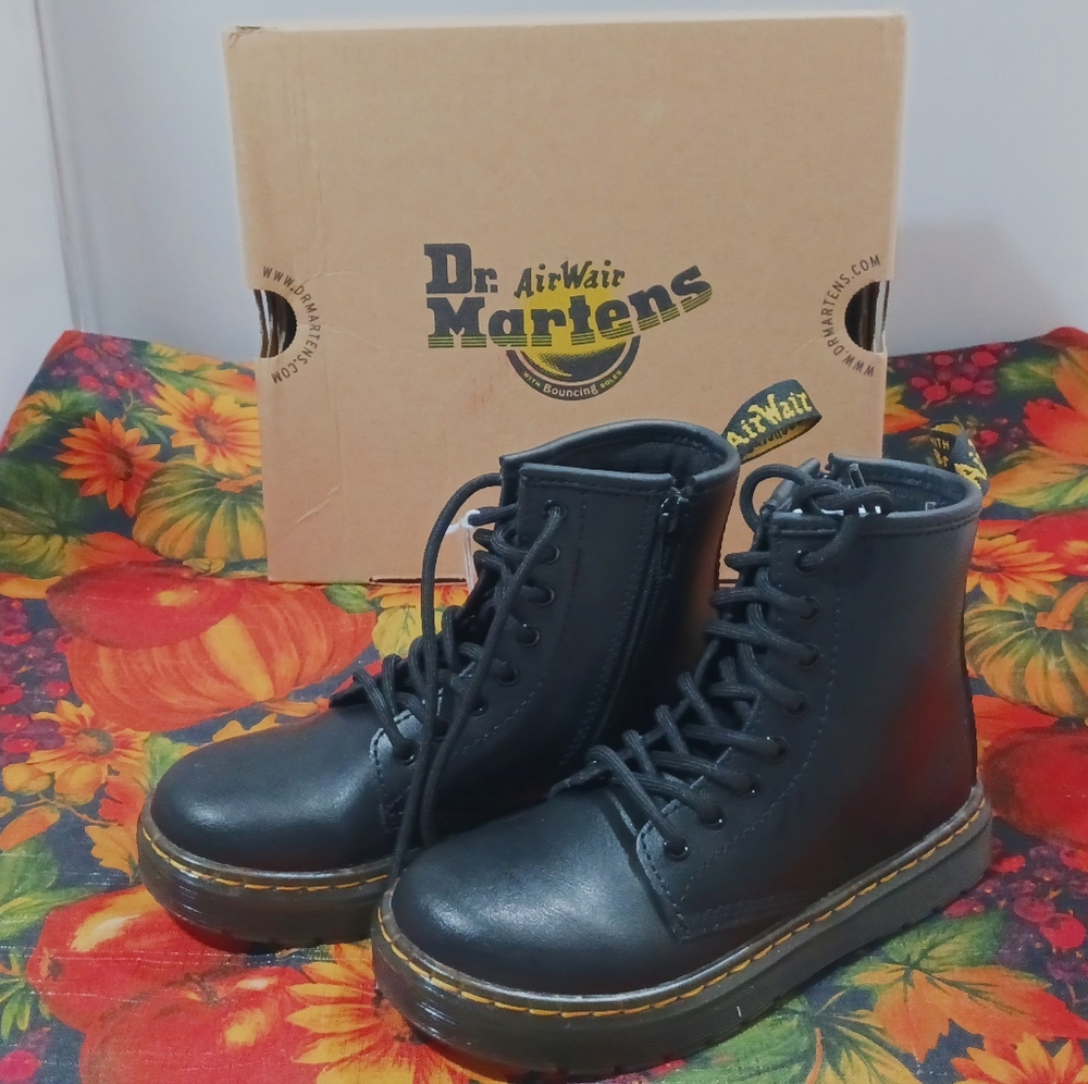 Dr. Martens Mini Docs